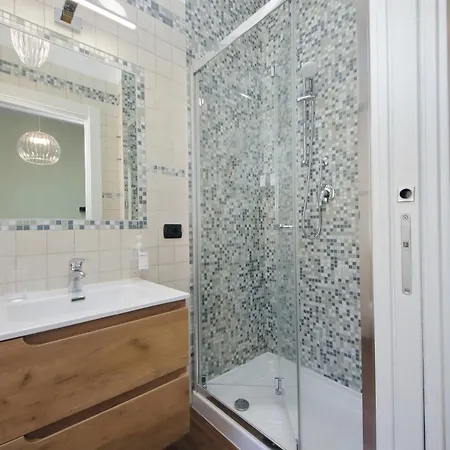 4bnb - Eroi Vatican * Roma